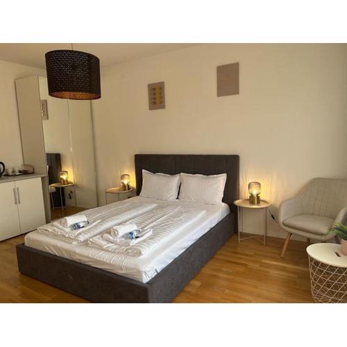 Near airport Zagreb 2 Netflix, WiFi, Self check in