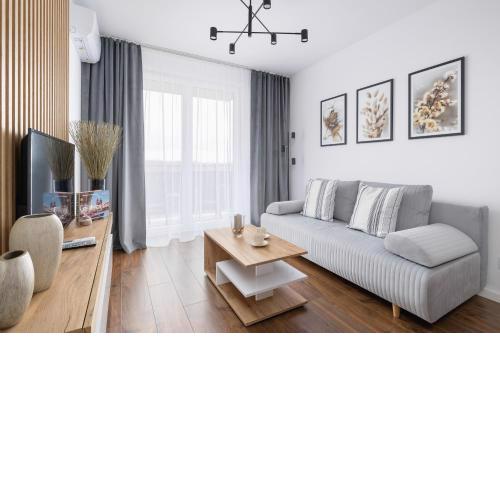Near EXPO Cracow Elegant Apartment by Noclegi Renters
