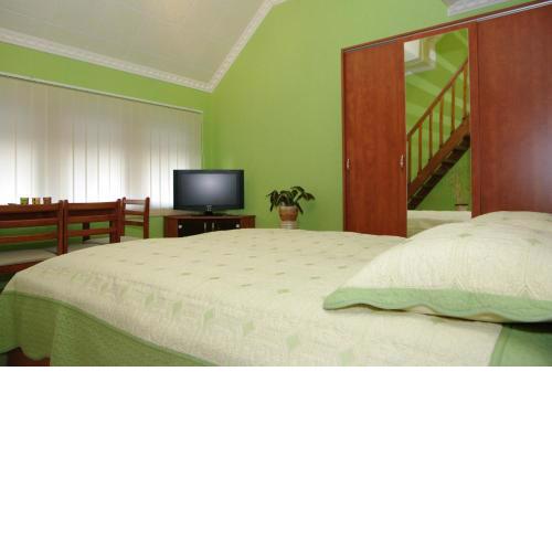 Nefelejcs Apartman