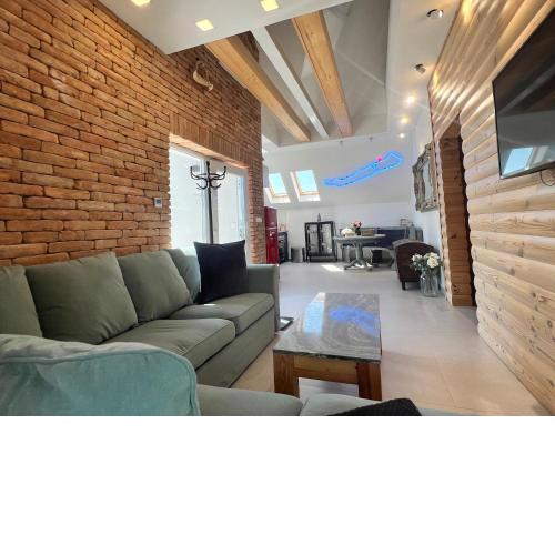 NEON Apartman Csopak Balaton