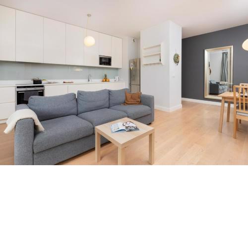 Neptun Park Spacious 3-Bedroom Apartment by Noclegi Renters