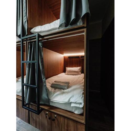 Nesvit Capsule Hotel