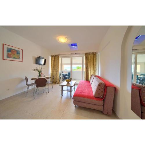 Nette Wohnung in Šilo mit Möblierter Terrasse