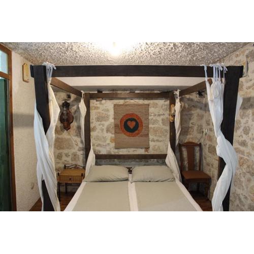 Nettes Studio In Betina Mit Terrasse Und Whirlpool