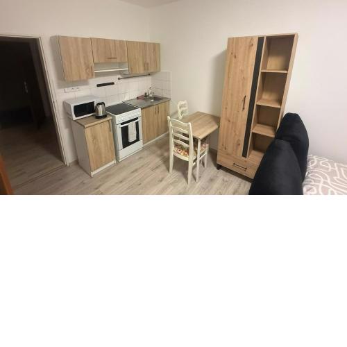 New apartment close to downtown and ZOO