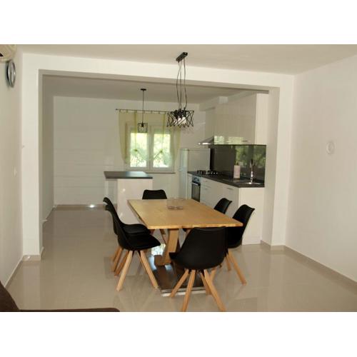 NEW Apartment Ema II