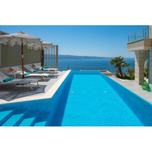 New! Casa GENI-heated pool, 3 bedrooms, sea views