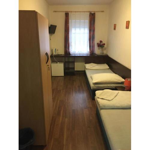 New Harrys Motel