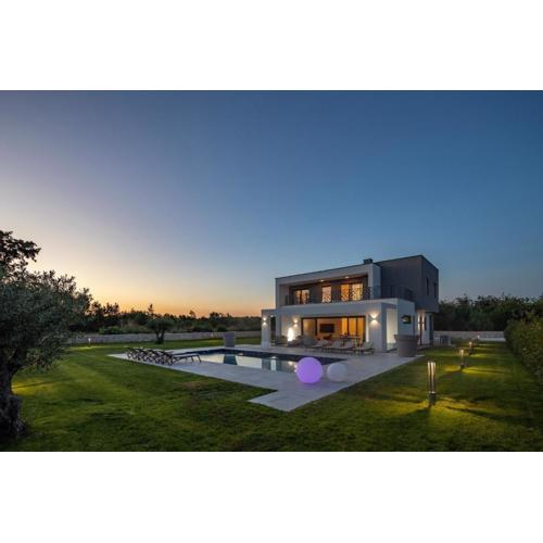 New! Luxury Villa Epic 9 - 50 m2 hetated pool
