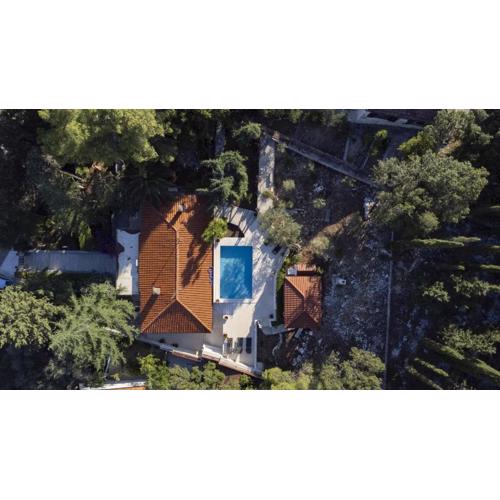 New Luxury Villa Korcula Timeless with private pool, Free Parking, Seafront, for 6 persons