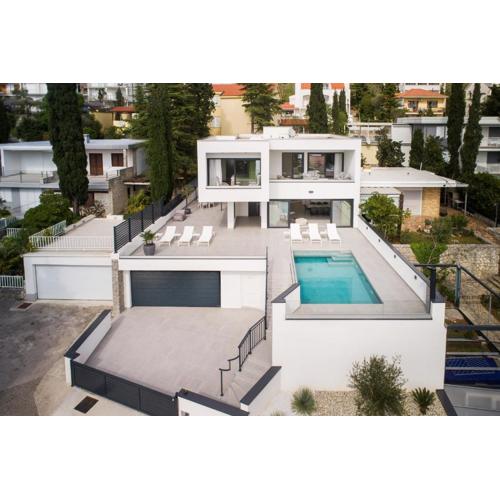 New modern villa by the sea, magical view, a few minutes from the beach - by TRAVELER tourist agency Krk - ID 2000