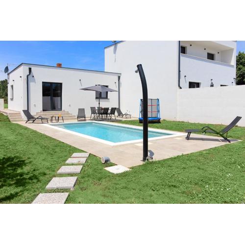 New modern villa Relax with private pool near the town and beach by WiiBuk