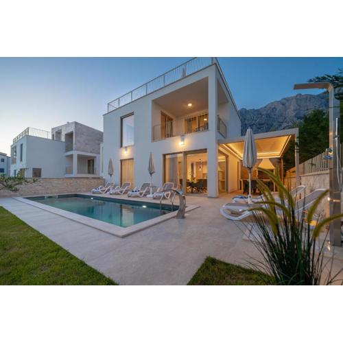 NEW! Villa Adore Makarska
