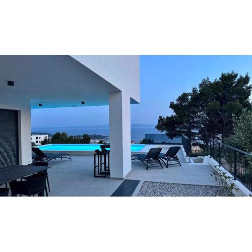 NEW!! Villa Dado