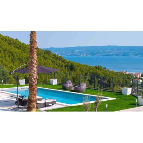 NEW! Villa El Capitano Private Seaview Retreat Near Split