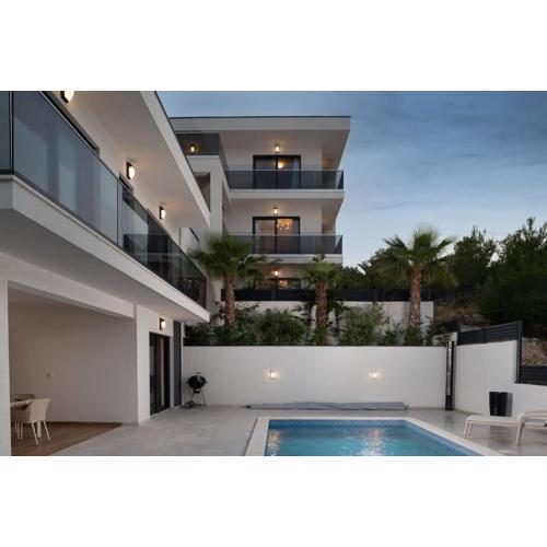 NEW ! Villa Palm Bay 1 & 2 with two heated pool - near sea