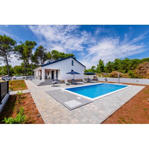 NEW! Villa ViMa Adriatic in Vir with private pool - TA Leut Agency