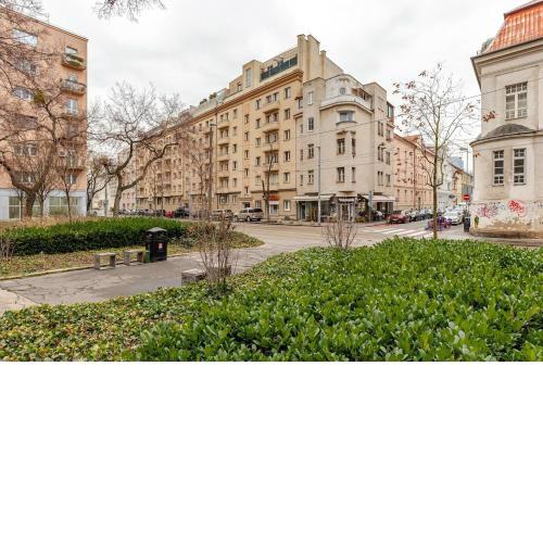 Newly renovated 1-Room Apartment In Historic Center