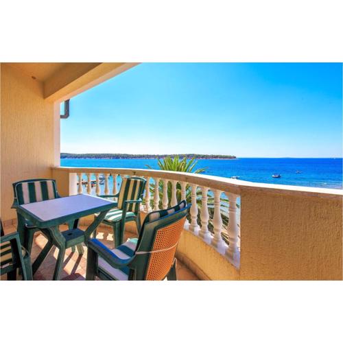 Nice Apartment In Banjol