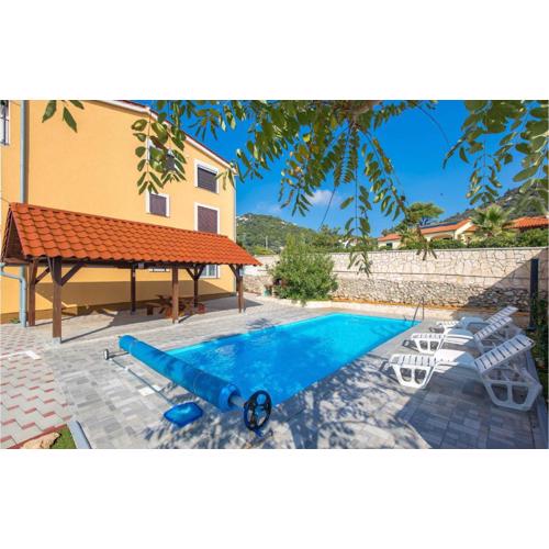 Nice Apartment In Barbat With Wifi