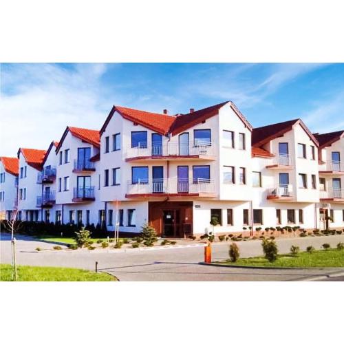 Nice Apartment In Darlowko With Wifi