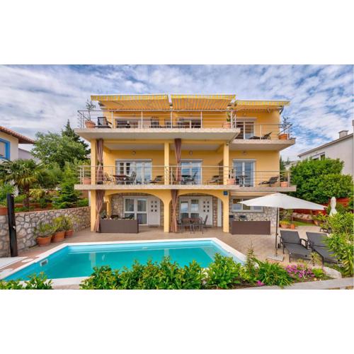 Nice Apartment In Dramalj With Wifi