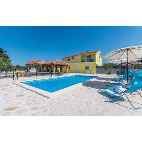 Nice Apartment In Gornje Rastane