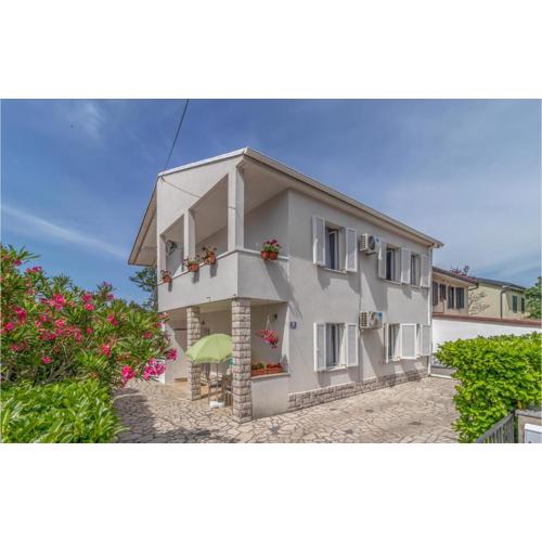 Nice Apartment In Jadranovo With Wifi