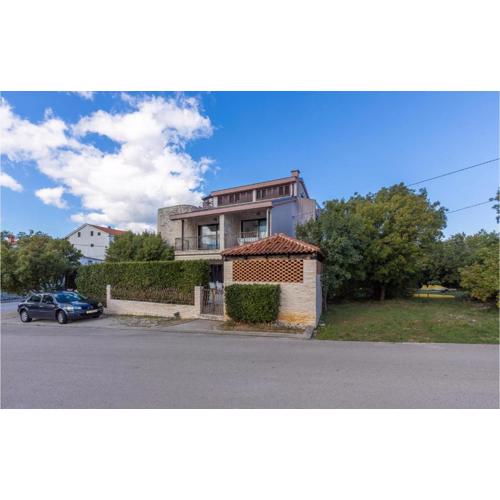 Nice Apartment In Jadranovo