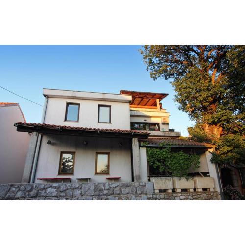 Nice Apartment In Jakov Polje With Wifi