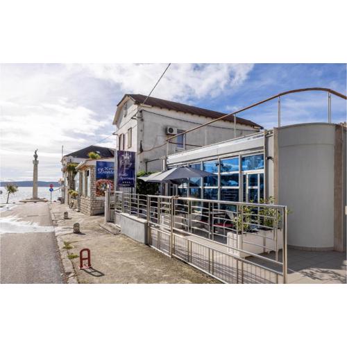 Nice Apartment In Kastel Novi