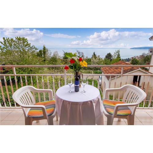 Nice Apartment In Lovran With Wifi