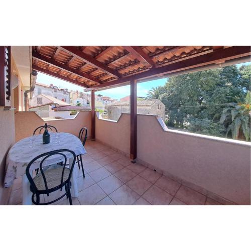 Nice Apartment In Medulin With Wifi