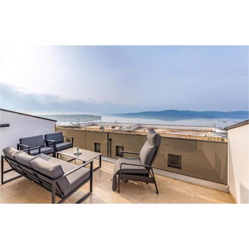 Nice Apartment In Medulin With Wifi