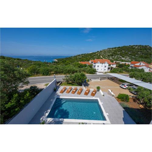 Nice Apartment In Murter With Wifi