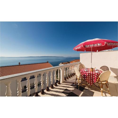 Nice Apartment In Okrug Gornji With Wifi