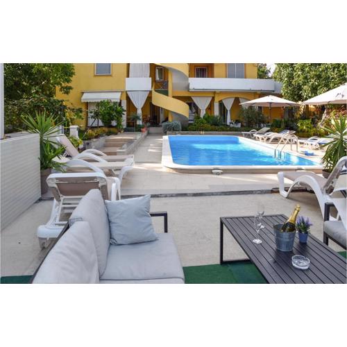 Nice Apartment In Pakostane