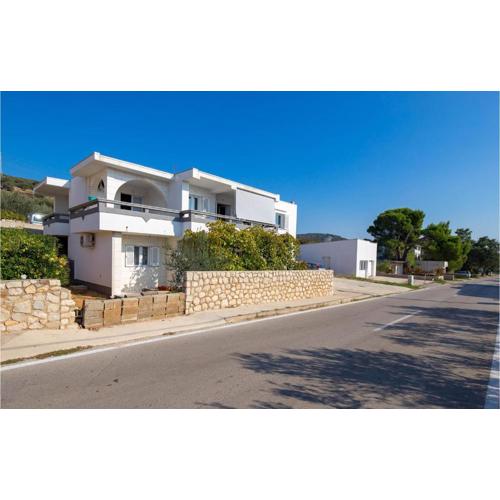 Nice Apartment In Stara Novalja