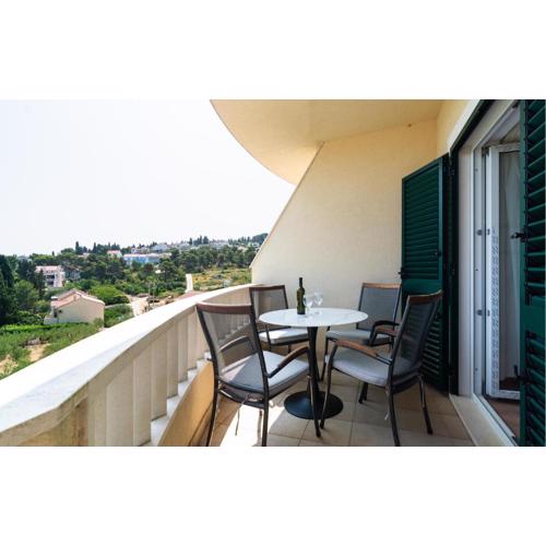 Nice Apartment In Sutivan