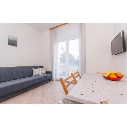 Nice Apartment In Sveti Filip I Jakov