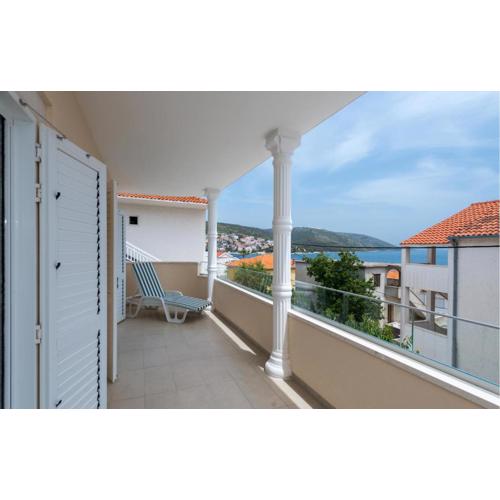 Nice Apartment In Trogir With Wifi