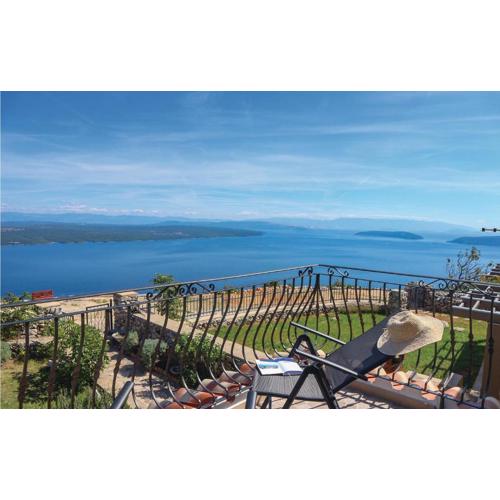 Nice Home In Cres With House Sea View