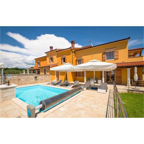 Nice Home In Hr-52215 Vodnjan