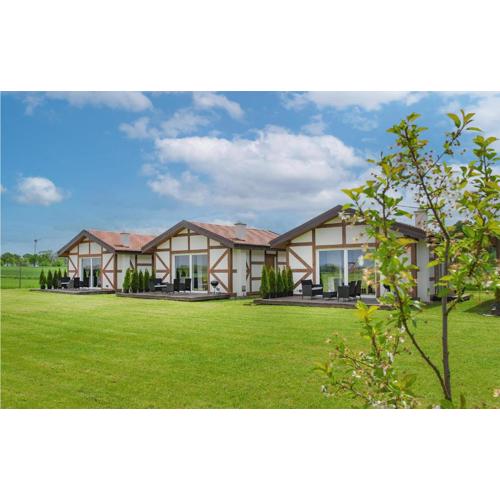 Nice Home In Jaroslawiec With Kitchen