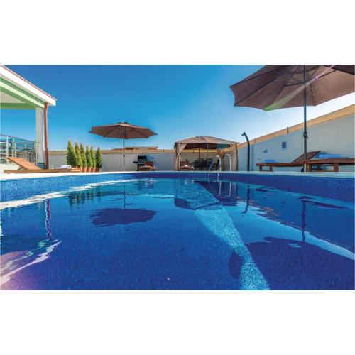 Nice Home In Murvica With Wifi
