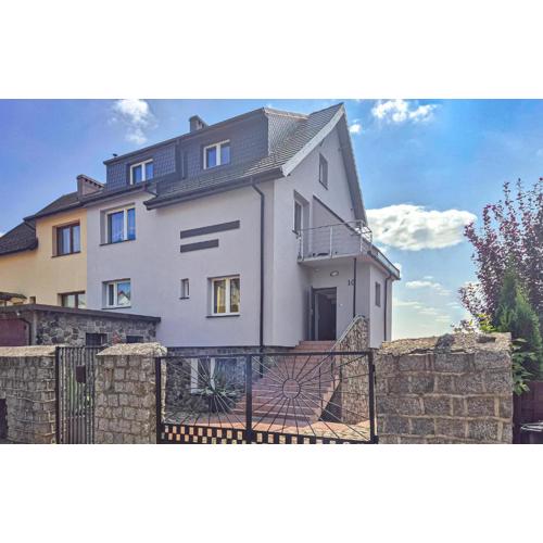 Nice Home In Szczecin With Wifi