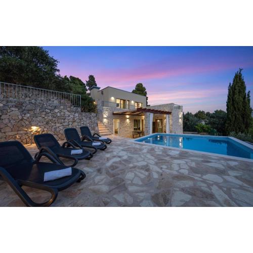 Nice Home In Zaboric With Wifi