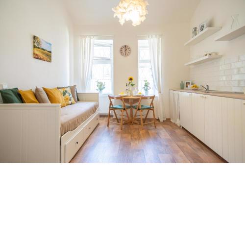 Nice room with double bed in zizkov - shared bathroom