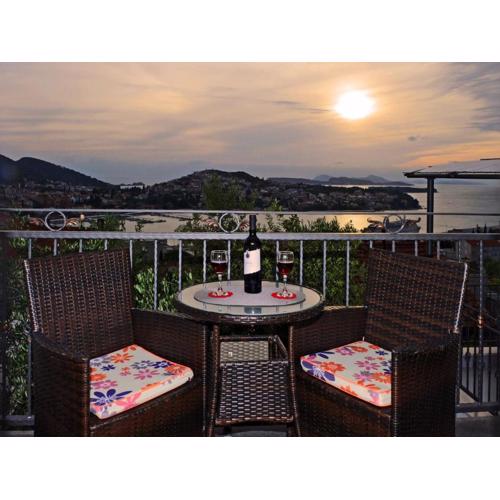 Nika Family Apartments - Superior Studio Apartment with Balcony and Sea View A3