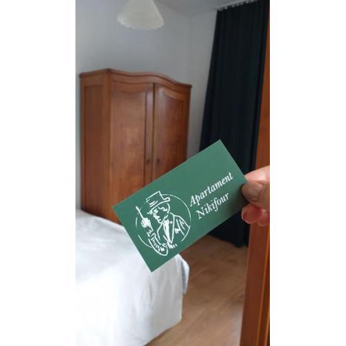 Nikifour, apartament nad deptakiem